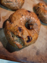 Load image into Gallery viewer, Cinnamon Raisin Bagels — 2 Pack
