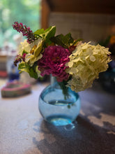 Load image into Gallery viewer, Medium Fresh Cut flowers with vase
