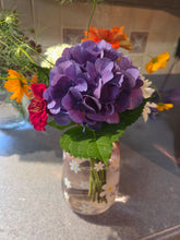 Load image into Gallery viewer, Medium Fresh Cut flowers with vase
