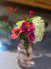 Load image into Gallery viewer, Medium Fresh Cut flowers with vase
